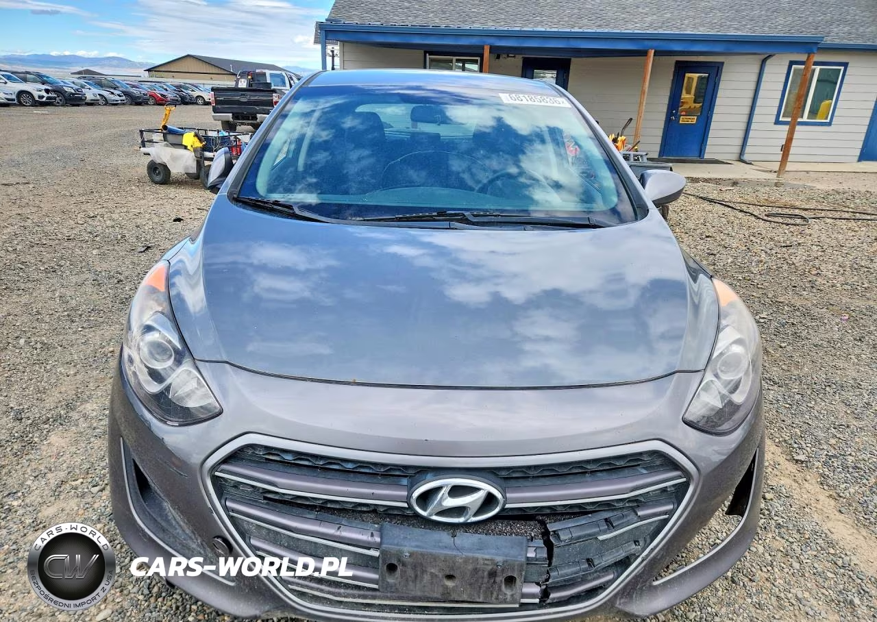 2017 Hyundai Elantra Gt Base VIN:KMHD35LH9HU362089 - 5