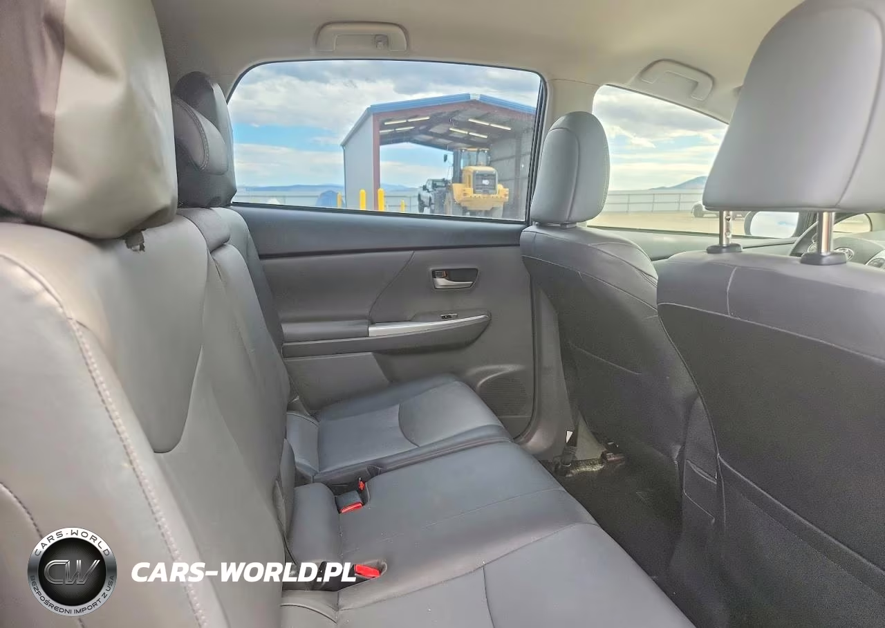 2012 Toyota Prius V VIN:JTDZN3EU3C3076966 - 10