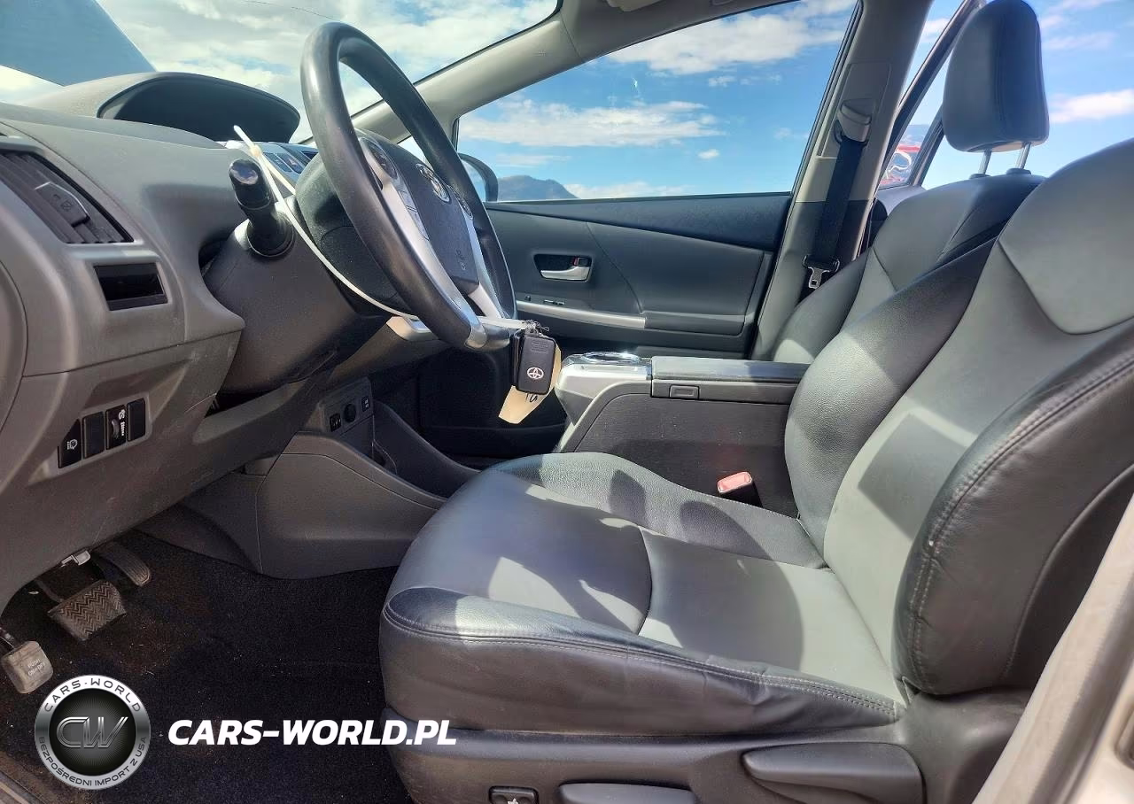 2012 Toyota Prius V VIN:JTDZN3EU3C3076966 - 7