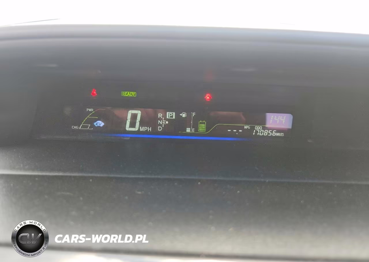 2012 Toyota Prius V VIN:JTDZN3EU3C3076966 - 9