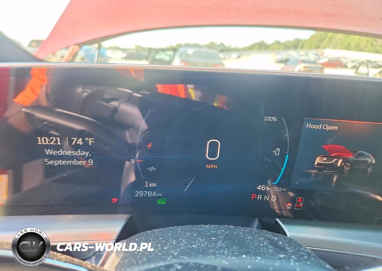 2024 Cadillac Lyriq Sport VIN:1GYKPTRKXRZ110115 - 9