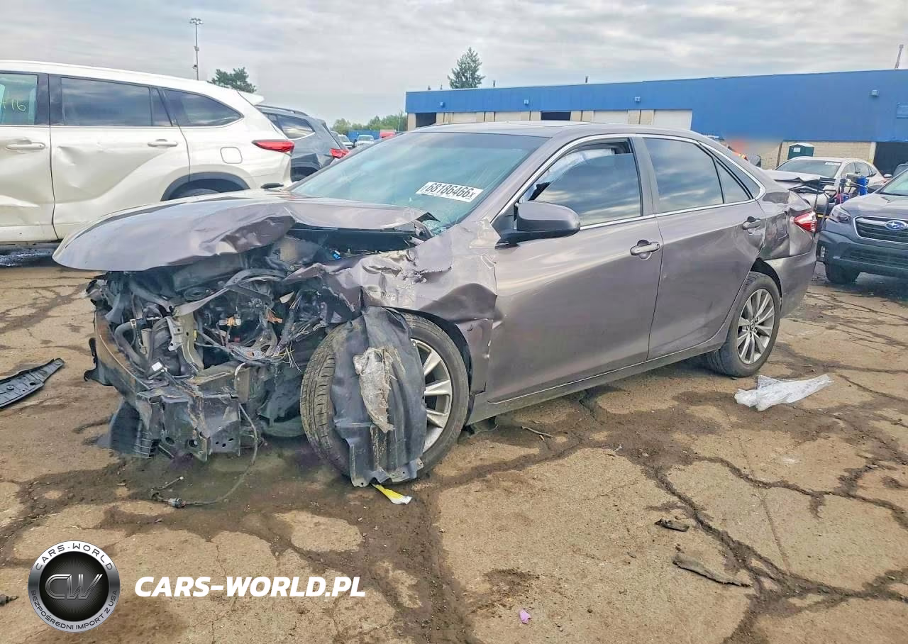 2016 Toyota Camry Hybrid Xle – zdjęcie 1 z 12