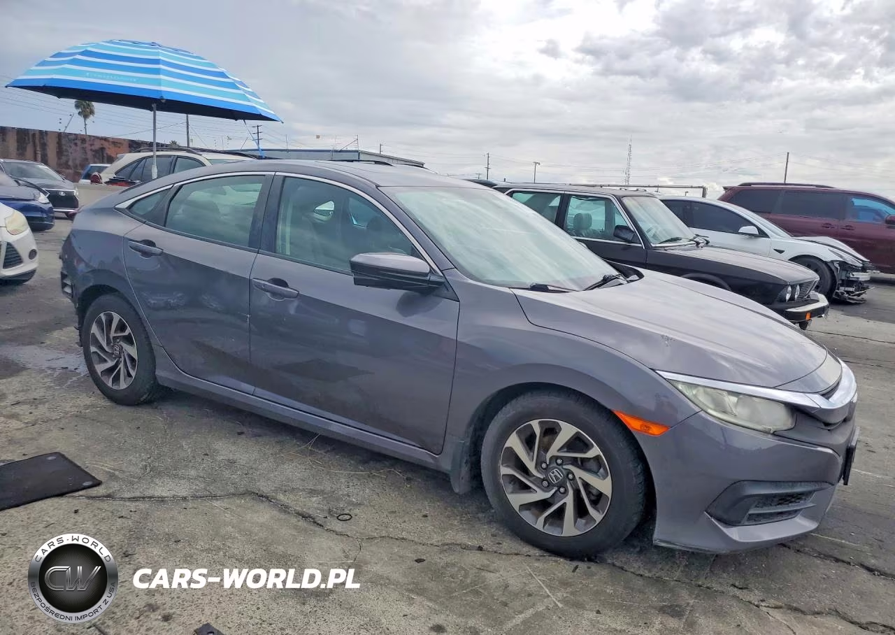 2017 Honda Civic Ex VIN:2HGFC2F75HH545671 - 4