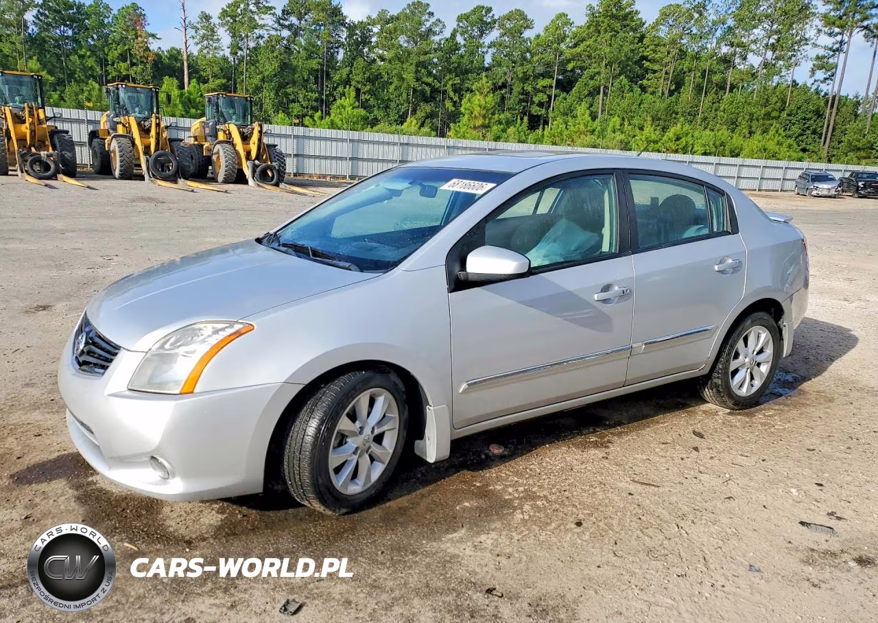 2011 Nissan Sentra 2.0 – zdjęcie 1 z 12
