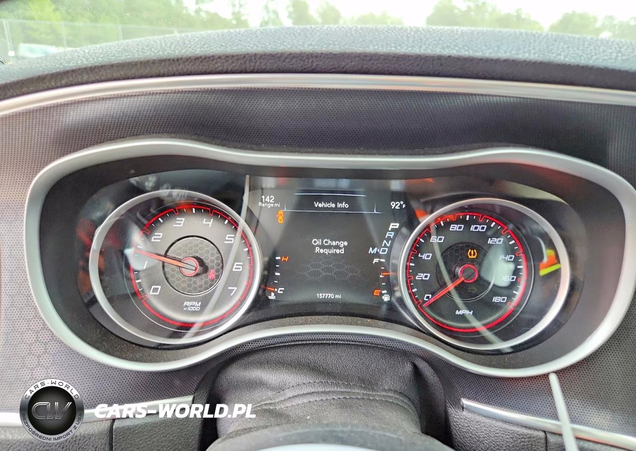 2017 Dodge Charger R-T 392 VIN:2C3CDXGJ6HH625328 - 9