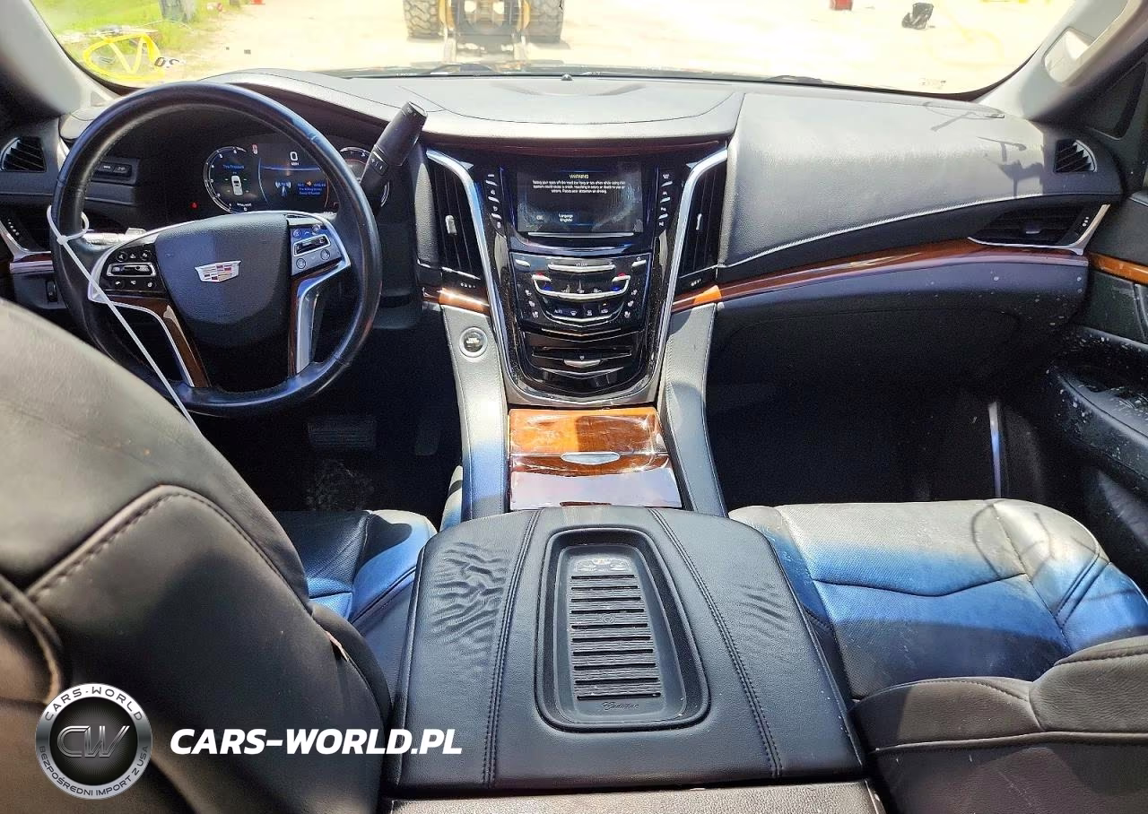 2018 Cadillac Escalade Luxury VIN:1GYS4BKJ9JR115041 - 8
