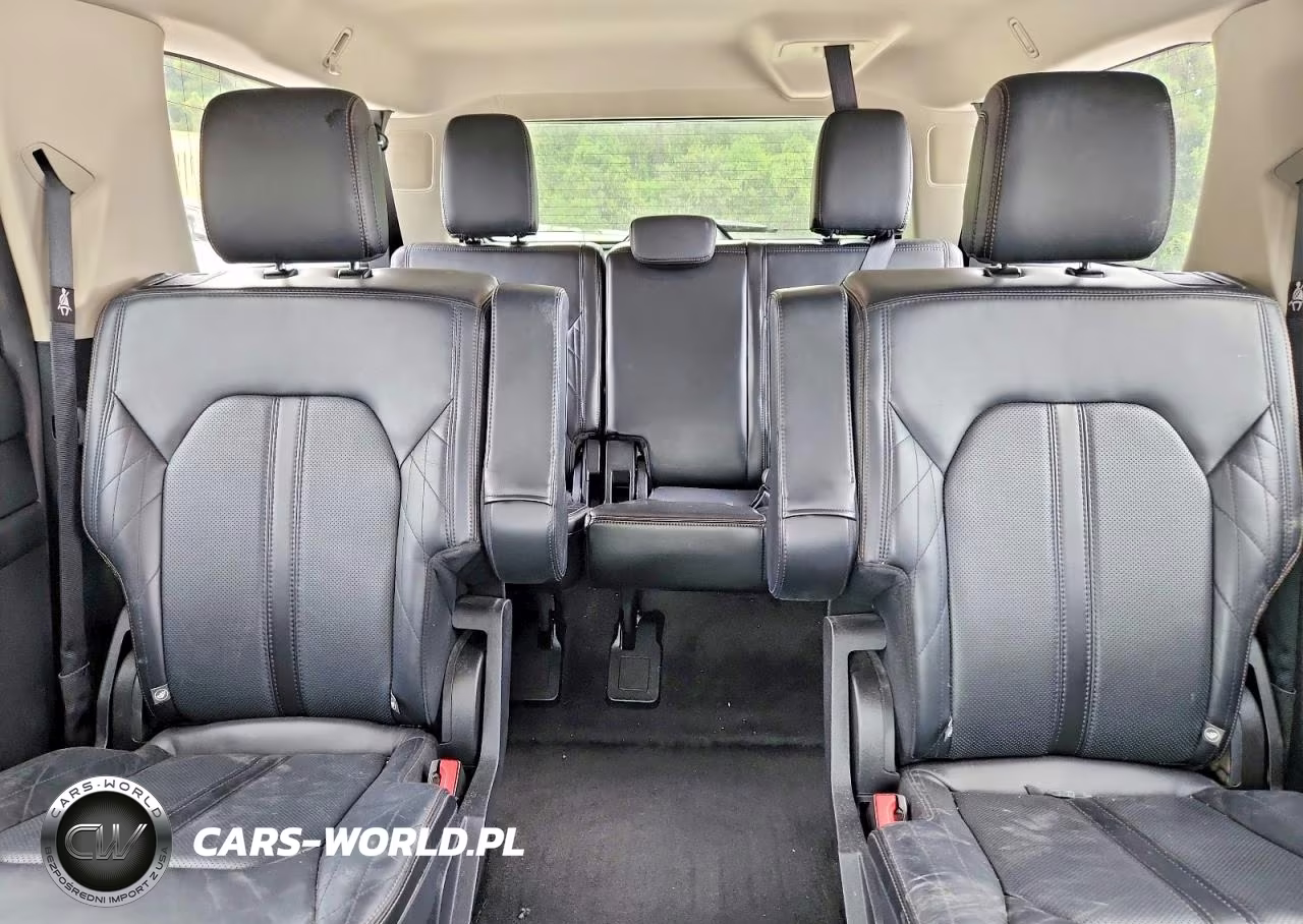 2019 Ford Expedition Max Platinum VIN:1FMJK1LT0KEA65197 - 10