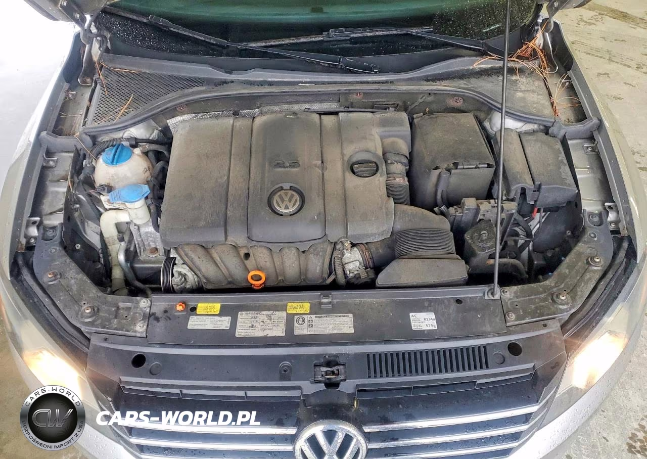 2012 Volkswagen Passat S VIN:1VWAH7A31CC027853 - 11