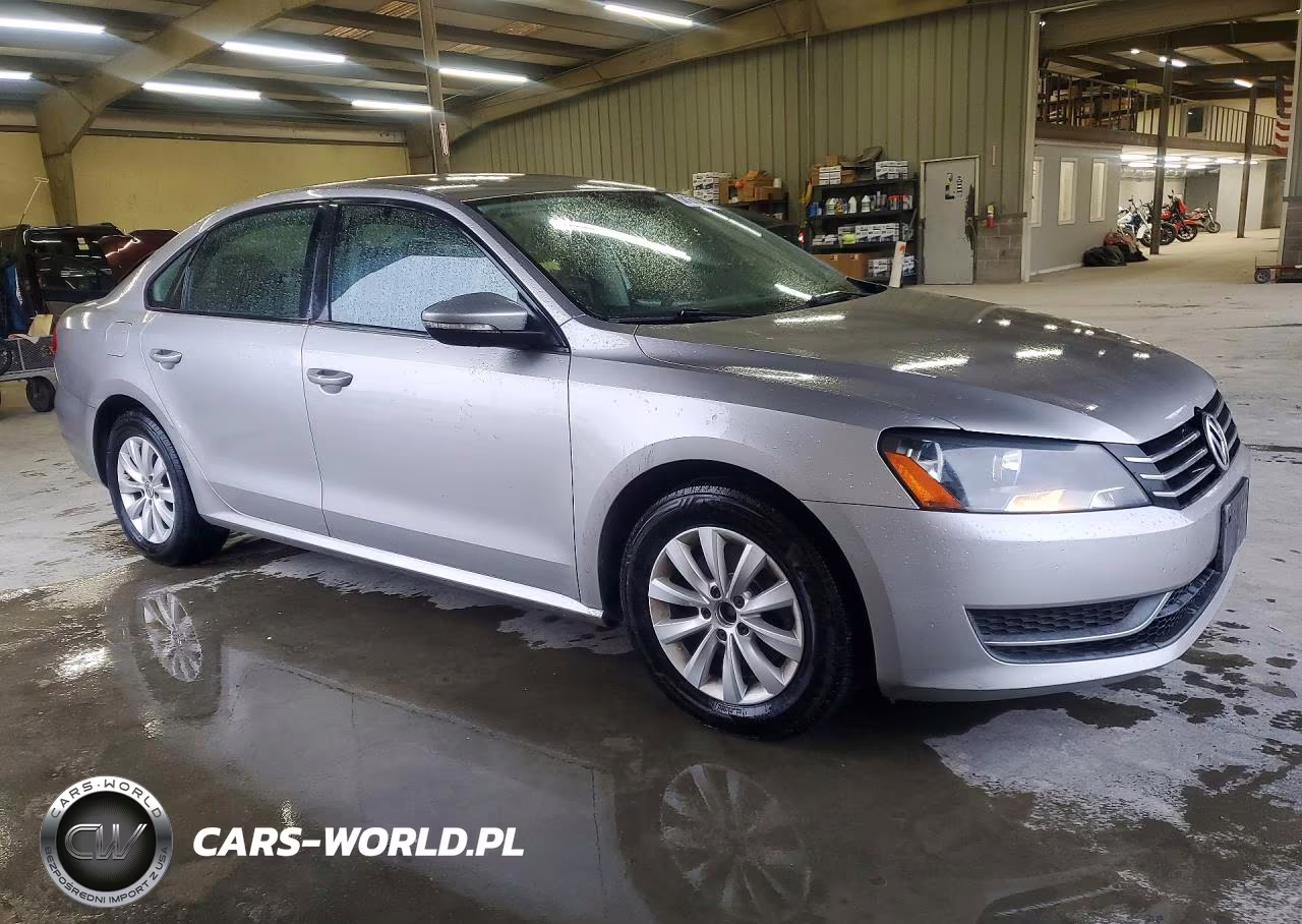2012 Volkswagen Passat S VIN:1VWAH7A31CC027853 - 4