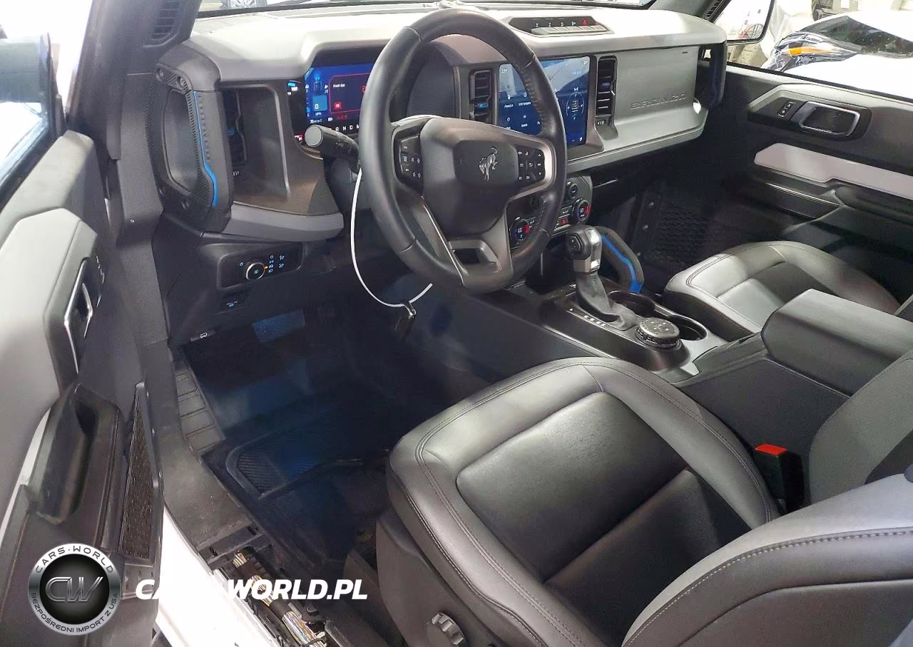 2024 Ford Bronco Black Diamond VIN:1FMDE1AP2RLB44533 - 8