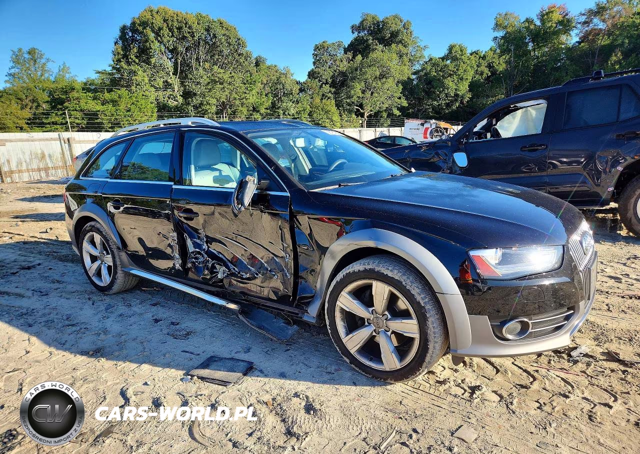 2014 Audi A4 Allroad Premium Plus VIN:WA1UFAFL0EA013432 - 4