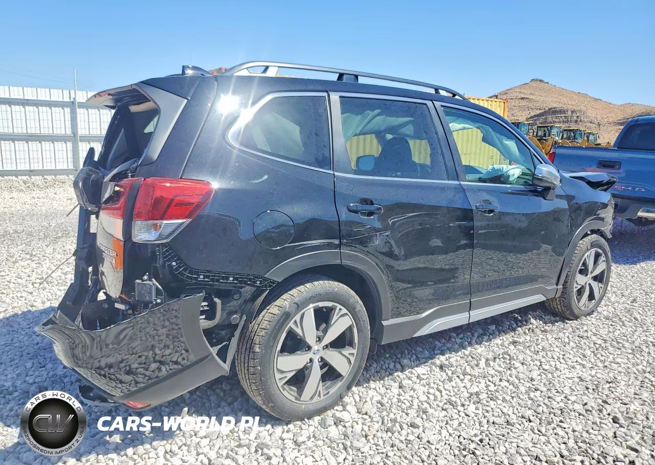 2021 Subaru Forester Touring VIN:JF2SKAXC9MH422043 - 3