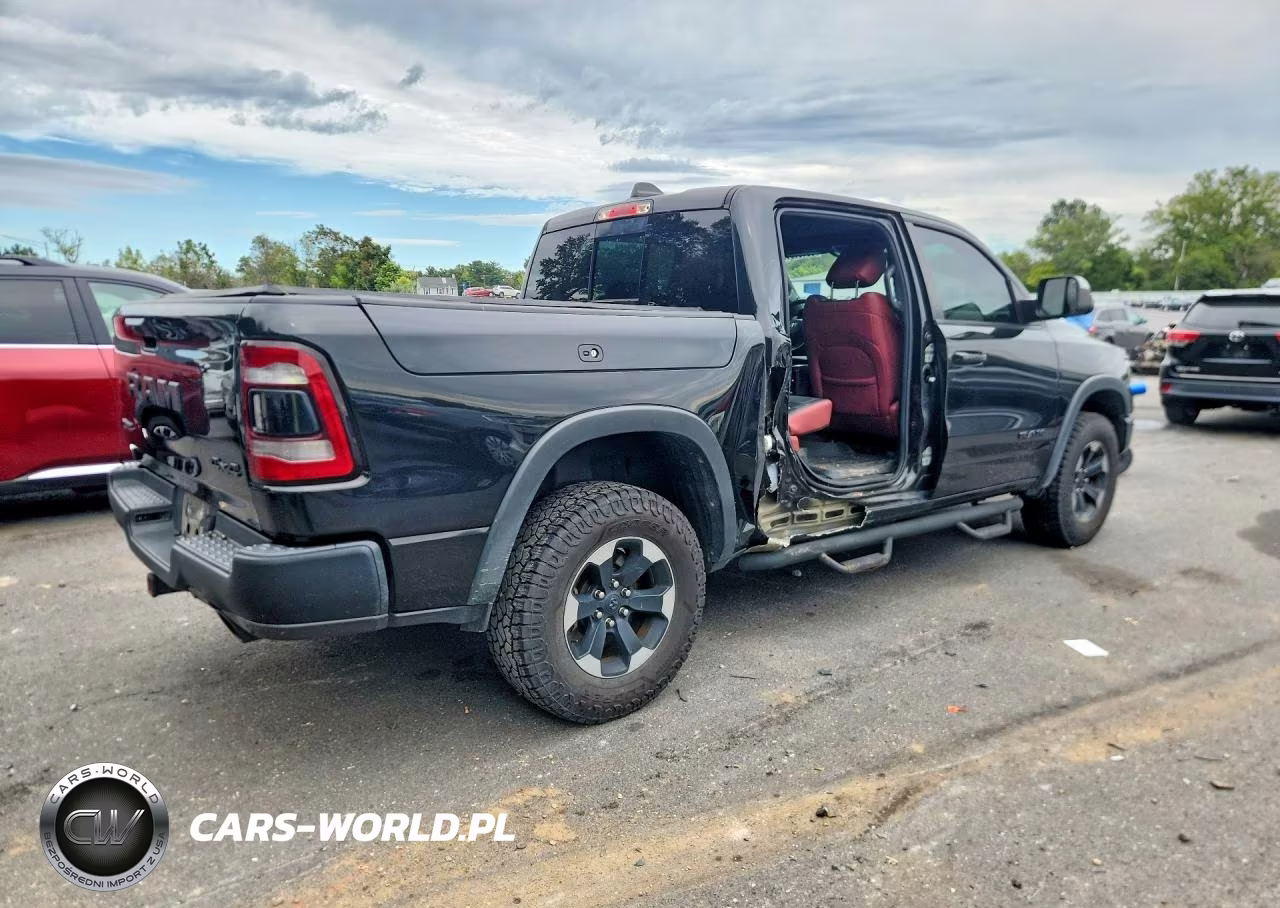 2019 Ram 1500 Rebel VIN:1C6SRFLT8KN734566 - 3