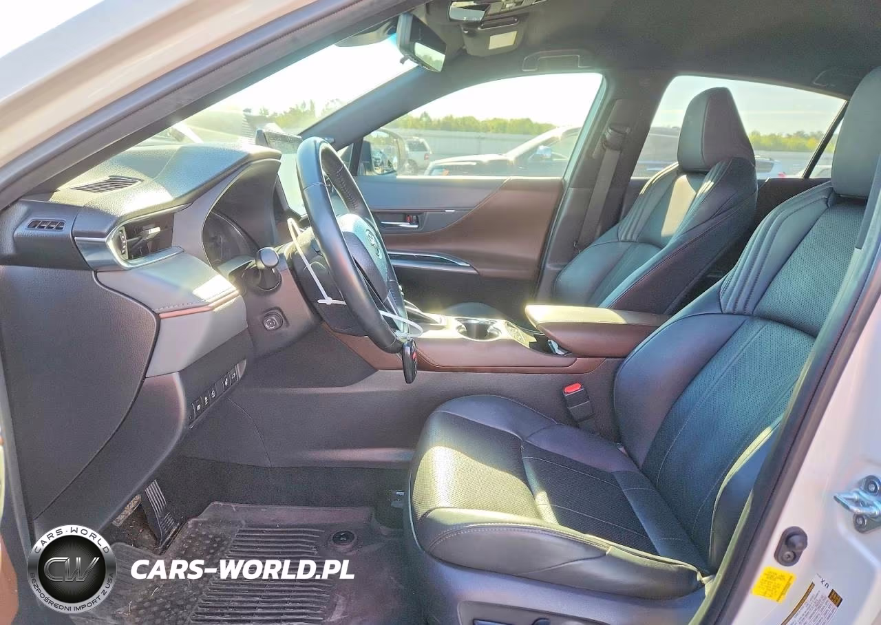 2021 Toyota Venza Limited VIN:JTEAAAAH3MJ068090 - 7