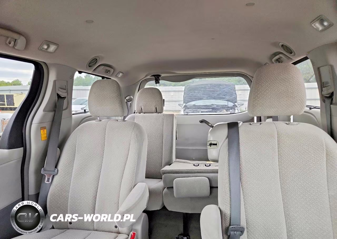 2014 Toyota Sienna Le VIN:5TDKK3DC9ES512790 - 10