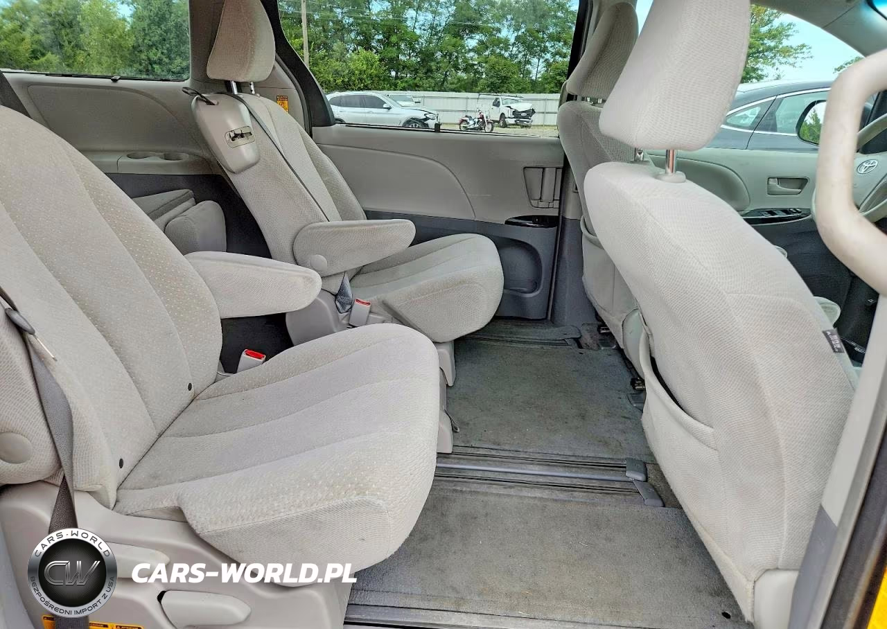 2014 Toyota Sienna Le VIN:5TDKK3DC9ES512790 - 11