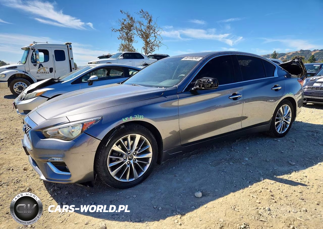 2018 Infiniti Q50 2.0T Luxe – zdjęcie 1 z 12