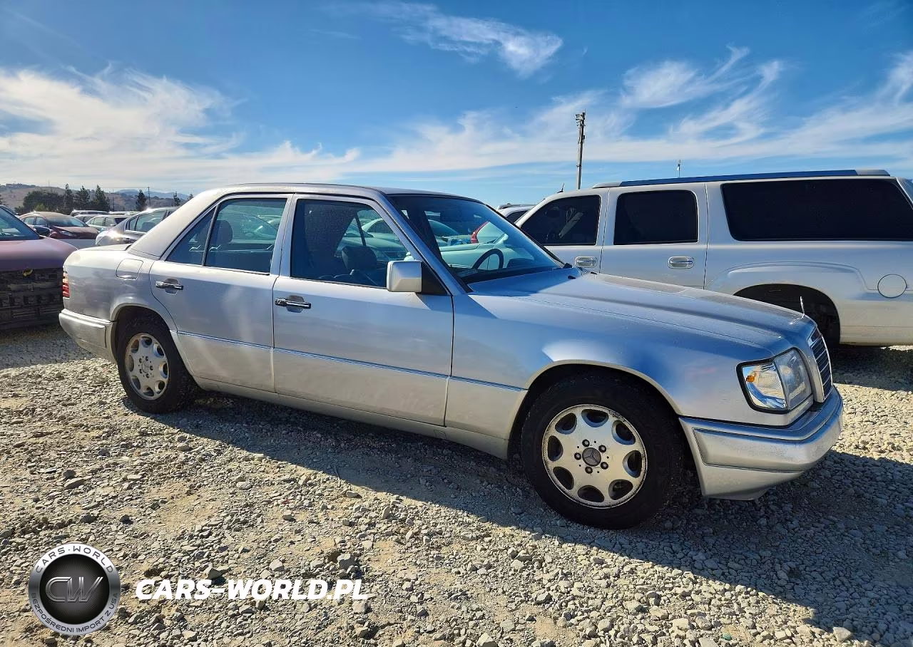 1995 Mercedes-Benz E 320 Base VIN:WDBEA32E8SC224081 - 4