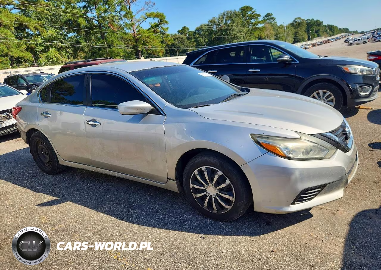 2017 Nissan Altima 2.5 S VIN:1N4AL3AP4HN366959 - 4