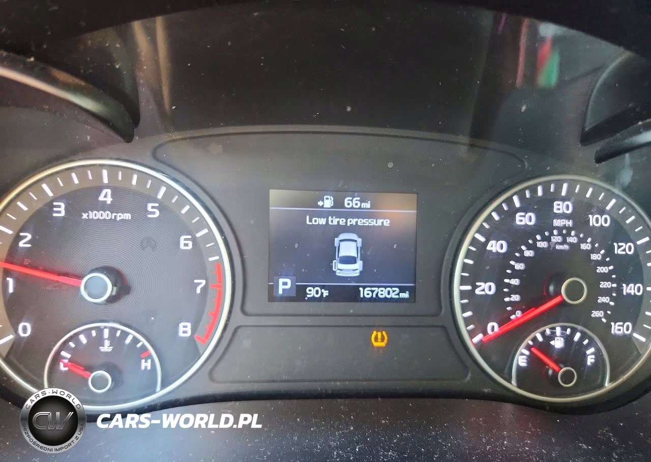 2020 Kia Optima Lx VIN:5XXGT4L32LG403791 - 9