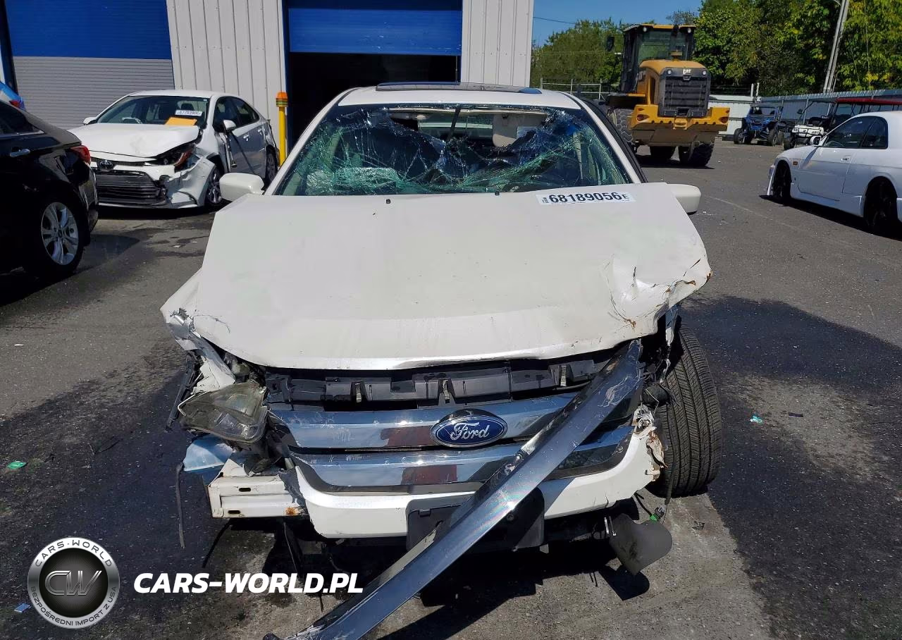 2011 Ford Fusion Sport VIN:3FAHP0DC4BR341302 - 5