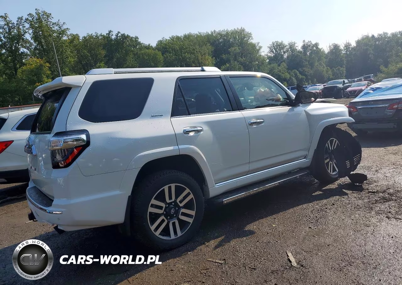 2023 Toyota 4Runner Limited VIN:JTEKU5JR7P6116239 - 3
