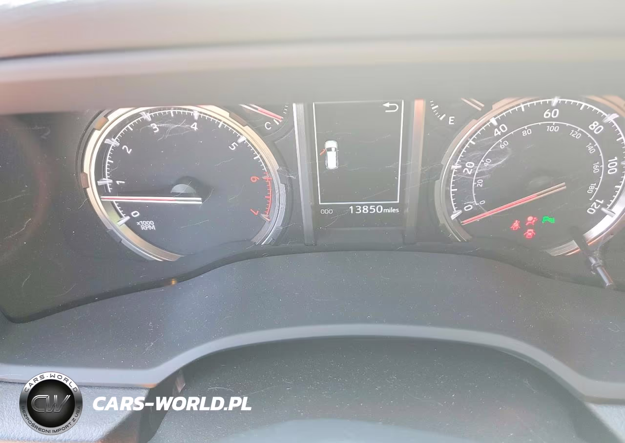 2023 Toyota 4Runner Limited VIN:JTEKU5JR7P6116239 - 9