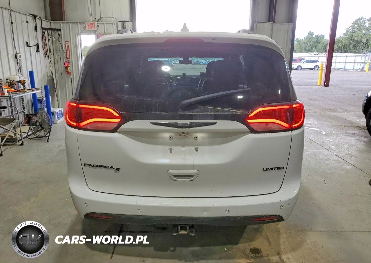 2019 Chrysler Pacifica Limited VIN:2C4RC1GG5KR657599 - 6