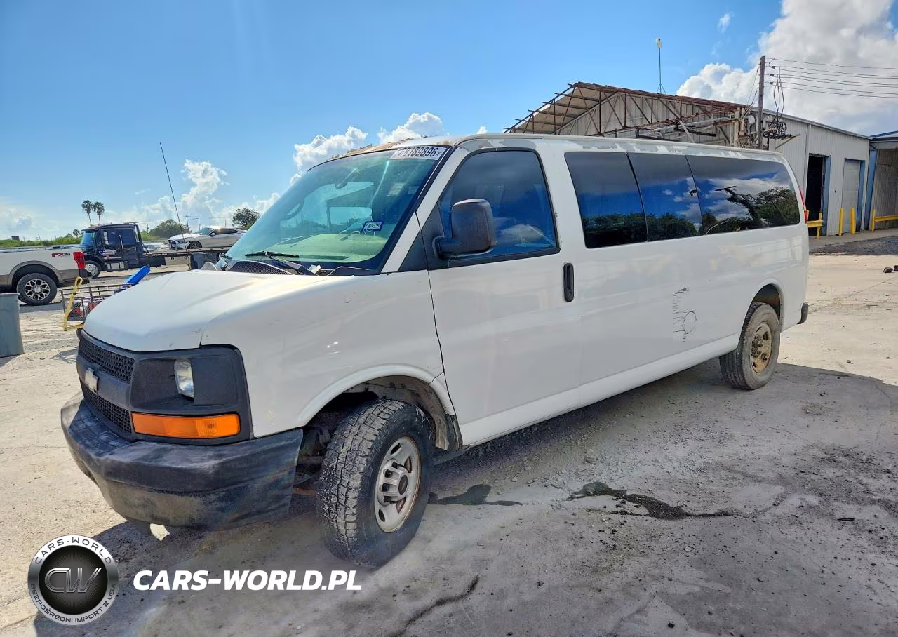 2008 Chevrolet Express G3500 – zdjęcie 1 z 13