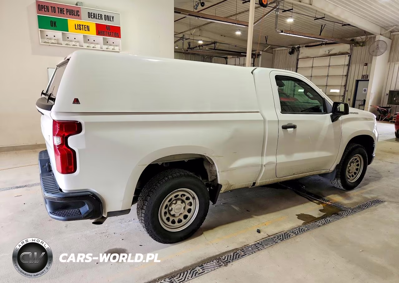 2023 Chevrolet Silverado C1500 VIN:3GCNAAEKXPG348526 - 3