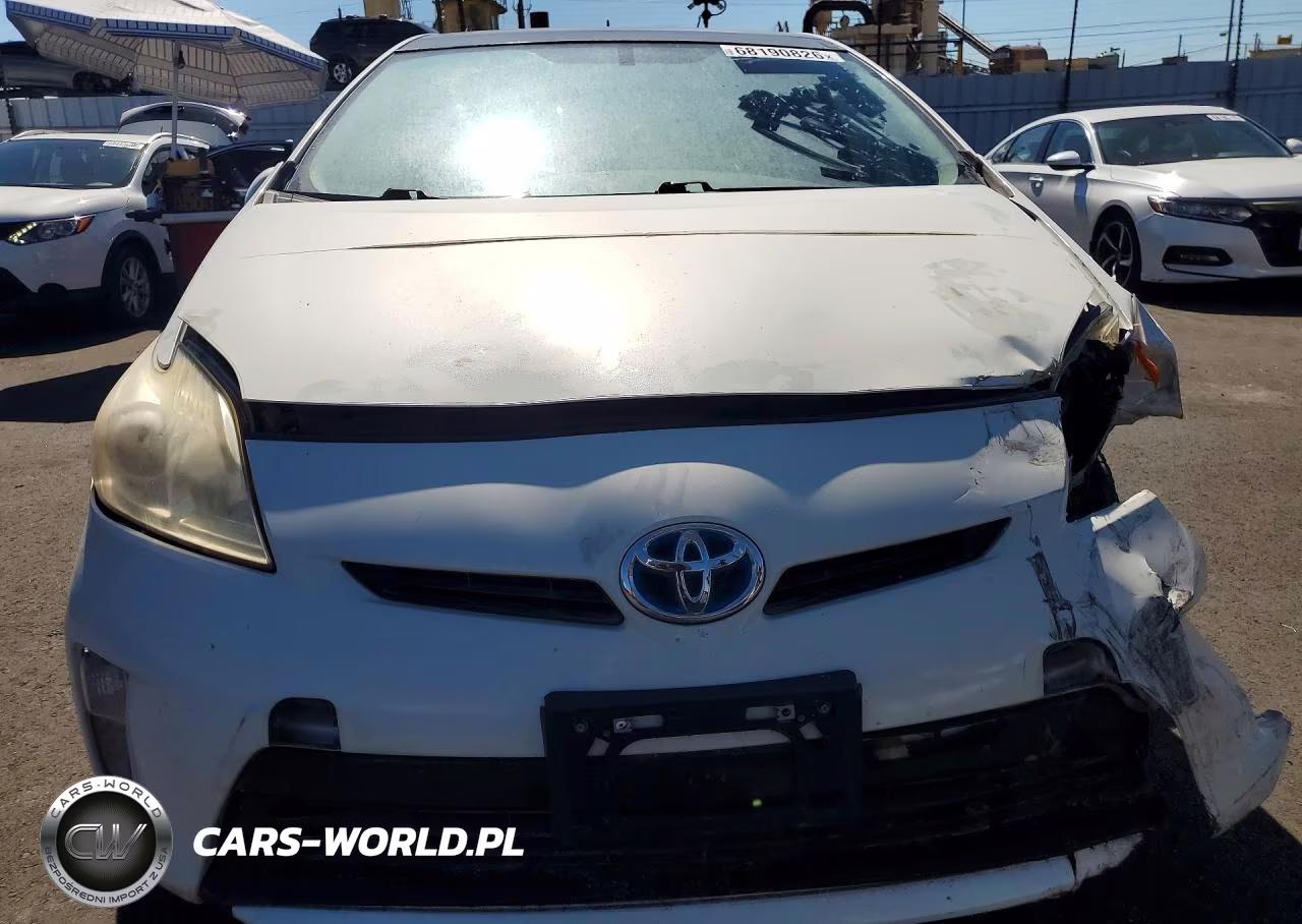 2015 Toyota Prius Four VIN:JTDKN3DU3F1874824 - 5