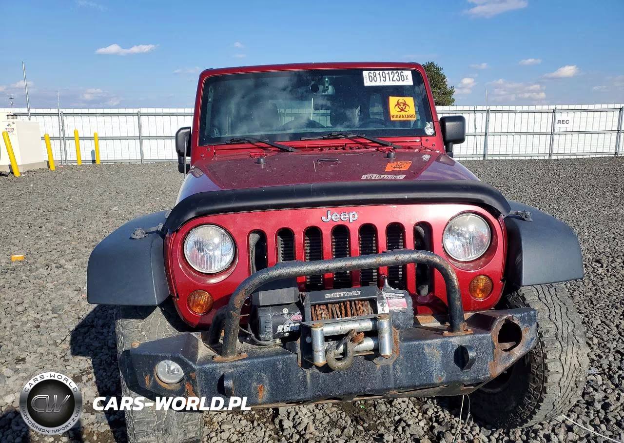 2013 Jeep Wrangler Unlimited Sport VIN:1C4BJWDG0DL522499 - 5