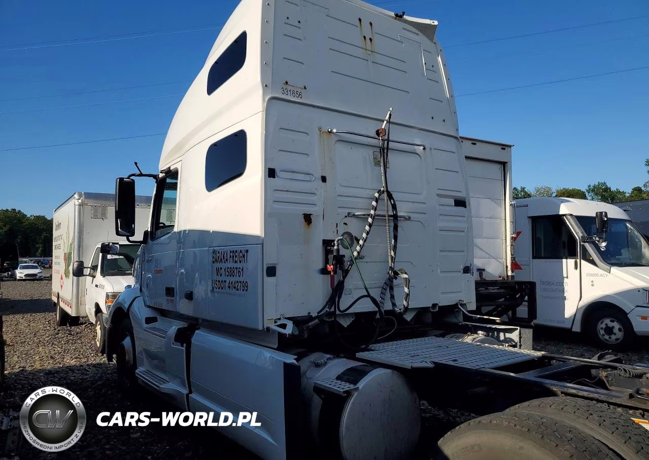2019 Volvo 720 Trucks VIN:4V4NC9EH7KN213926 - 2