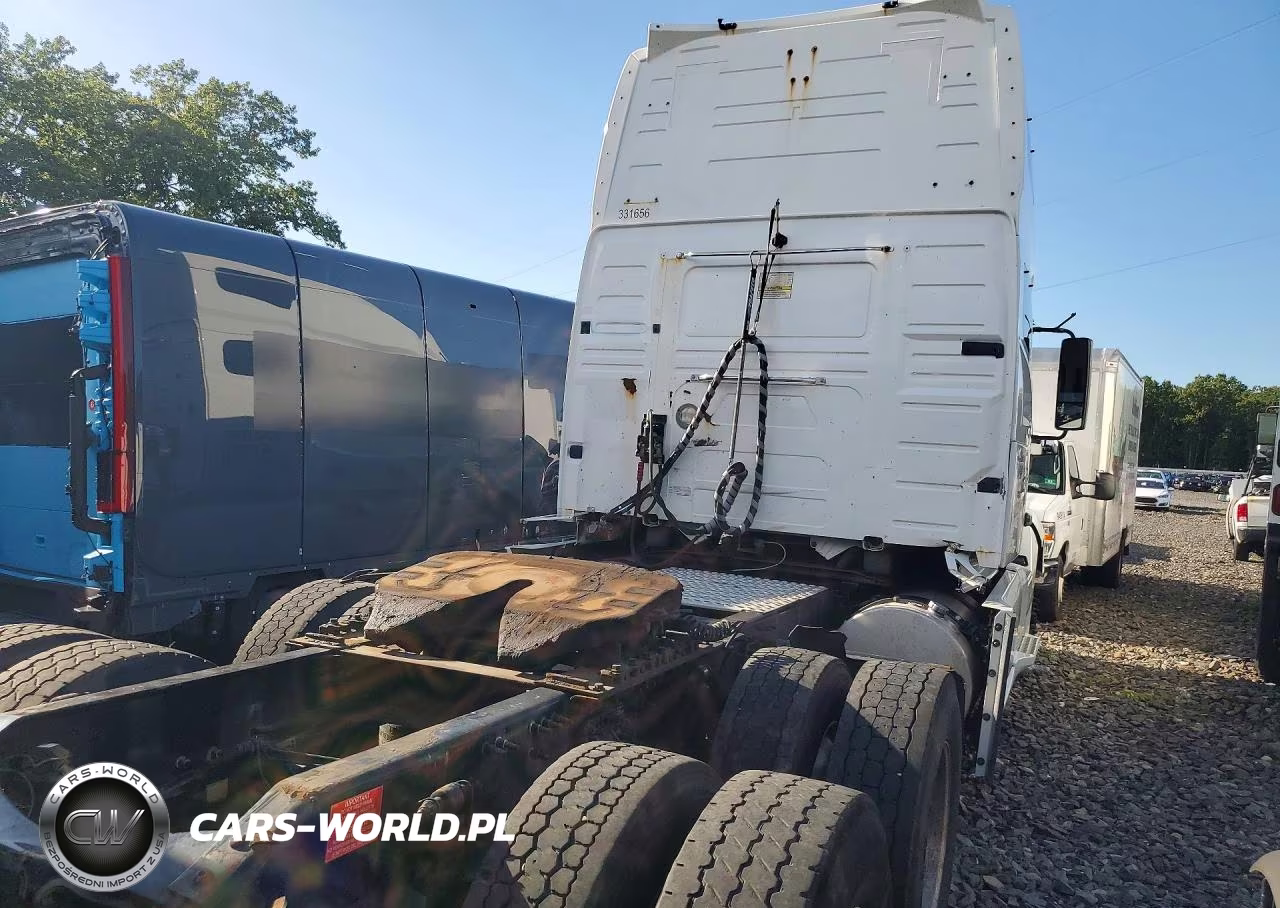 2019 Volvo 720 Trucks VIN:4V4NC9EH7KN213926 - 3