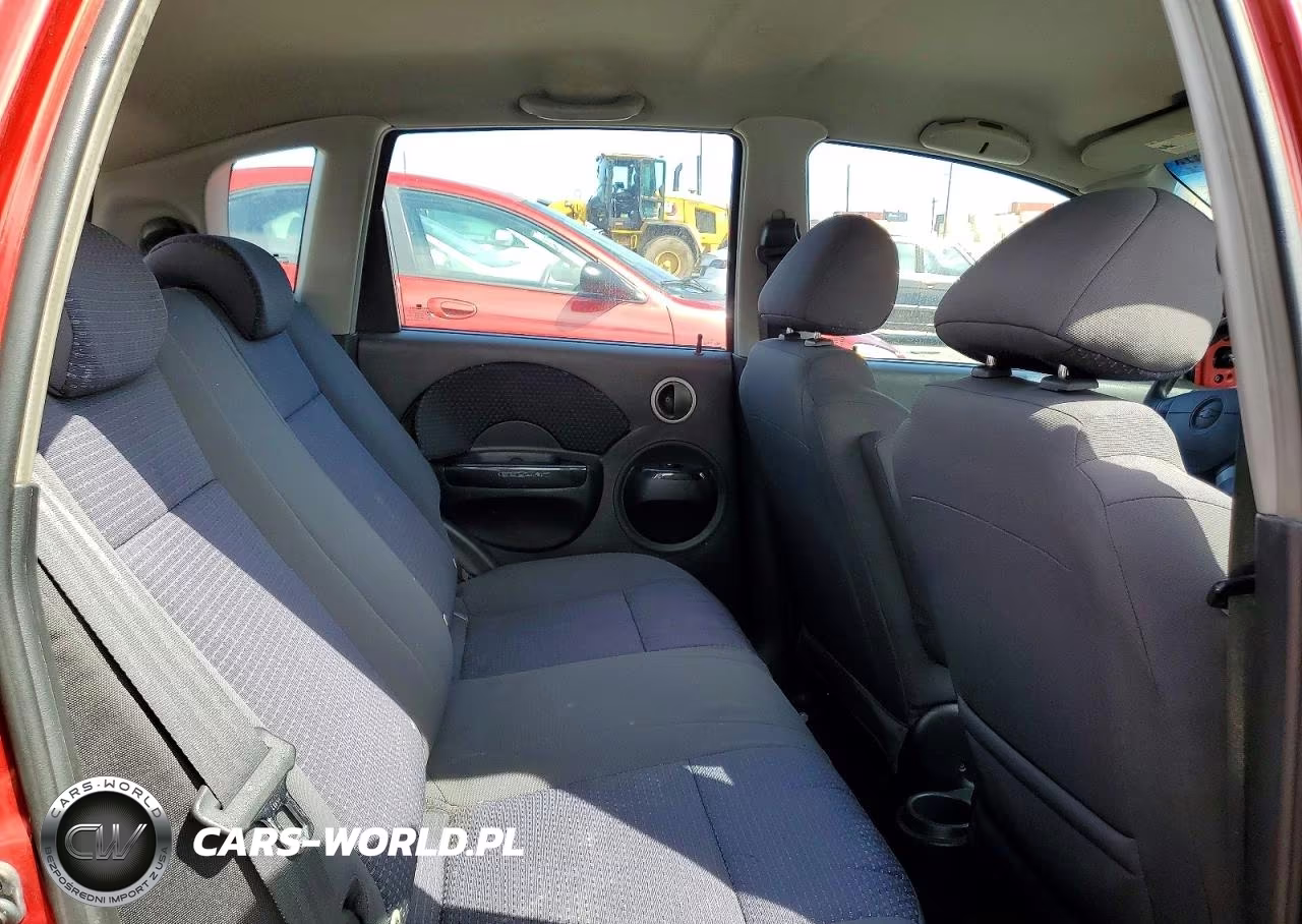 2007 Chevrolet Aveo Base VIN:KL1TD66697B774611 - 10