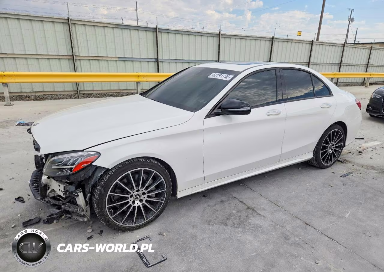 2019 Mercedes-Benz C 300