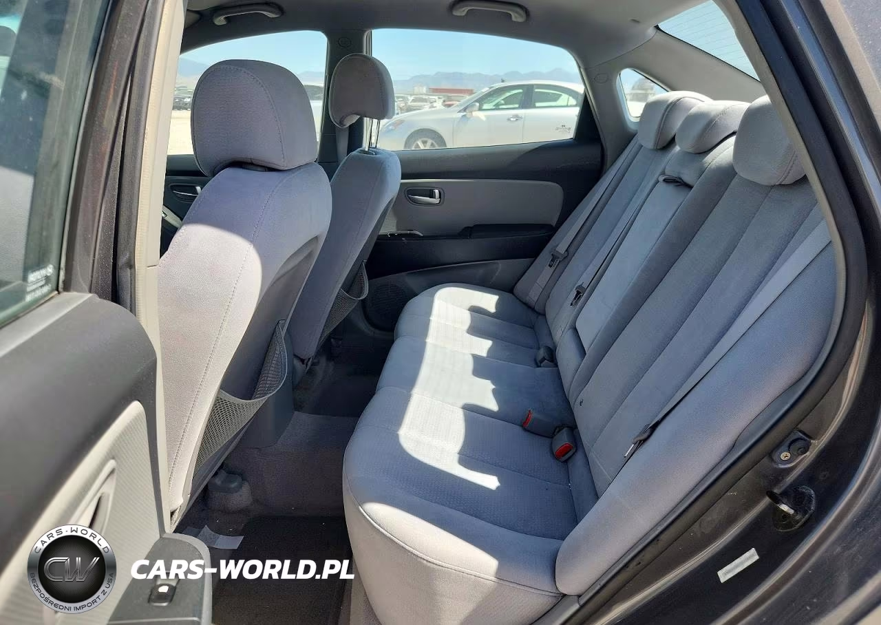 2007 Hyundai Elantra Gls VIN:KMHDU46D27U178899 - 10