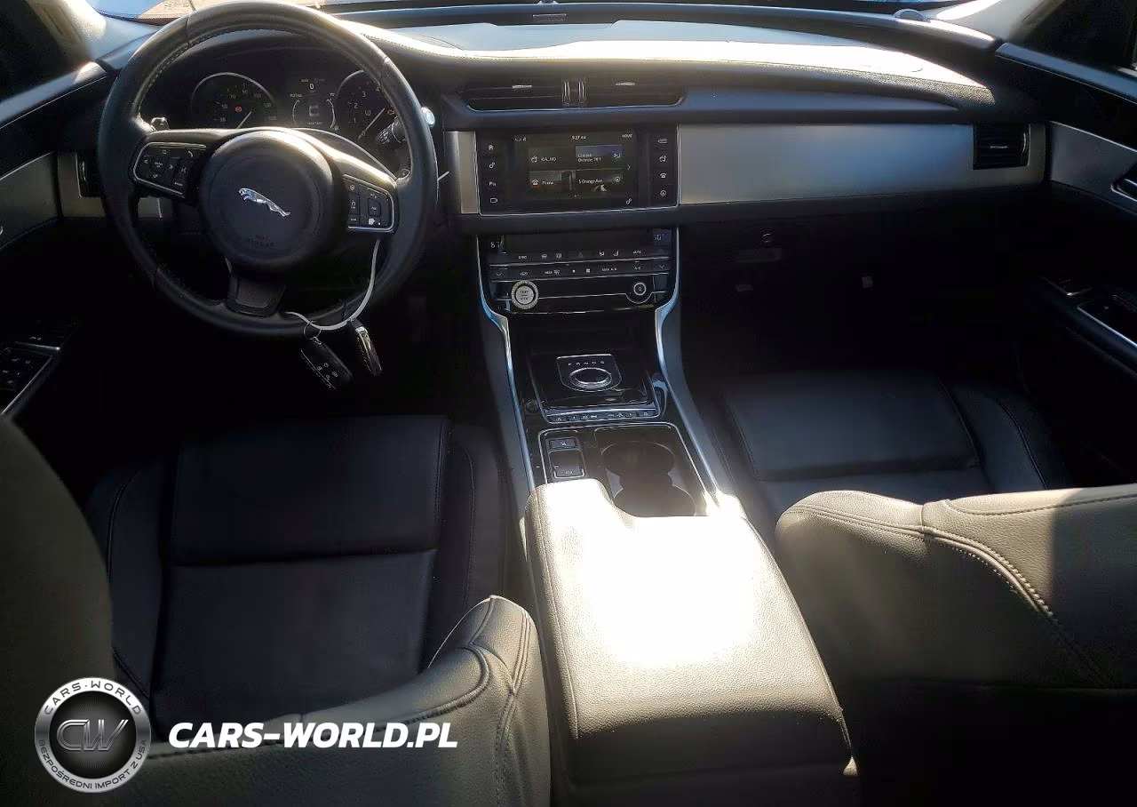 2017 Jaguar Xf Premium VIN:SAJBD4BVXHCY42479 - 8