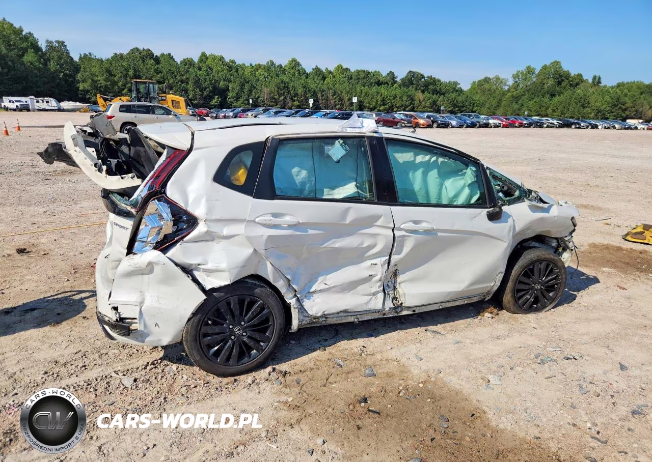 2019 Honda Fit Sport VIN:3HGGK5H66KM726400 - 3