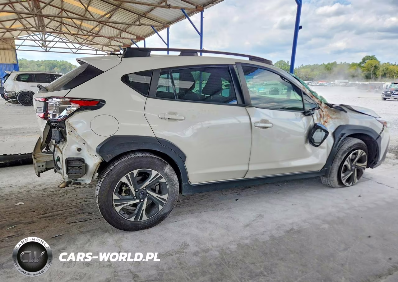 2024 Subaru Crosstrek Premium VIN:JF2GUADC2R8207325 - 3