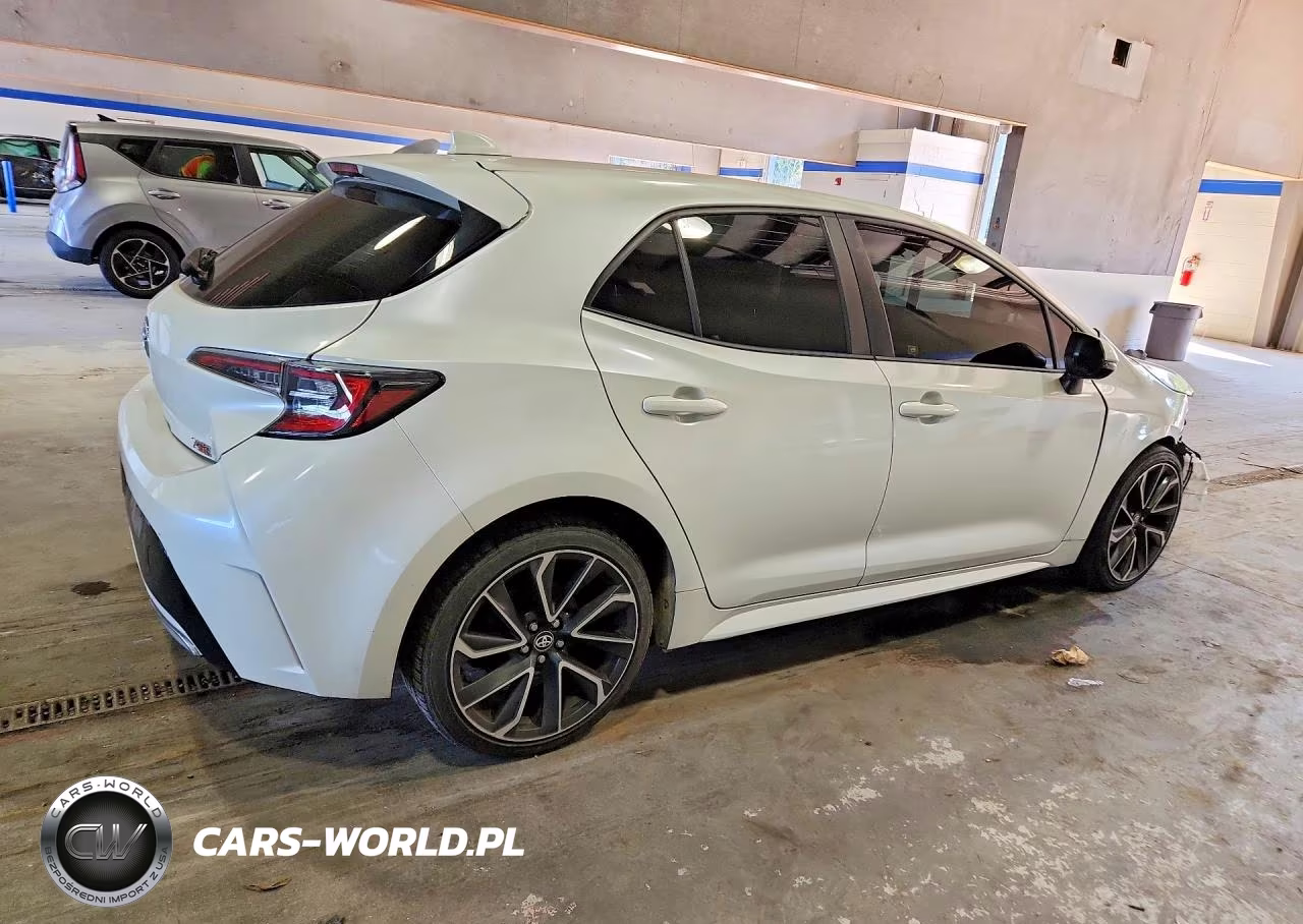 2019 Toyota Corolla Hatchback Xse VIN:JTNK4RBE2K3045612 - 3
