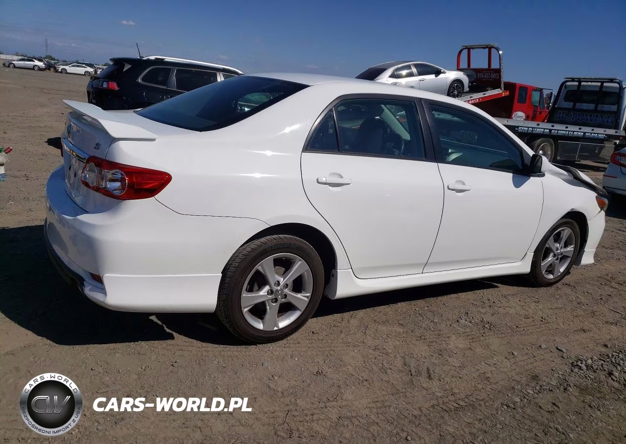 2012 Toyota Corolla S VIN:2T1BU4EE7CC755603 - 3
