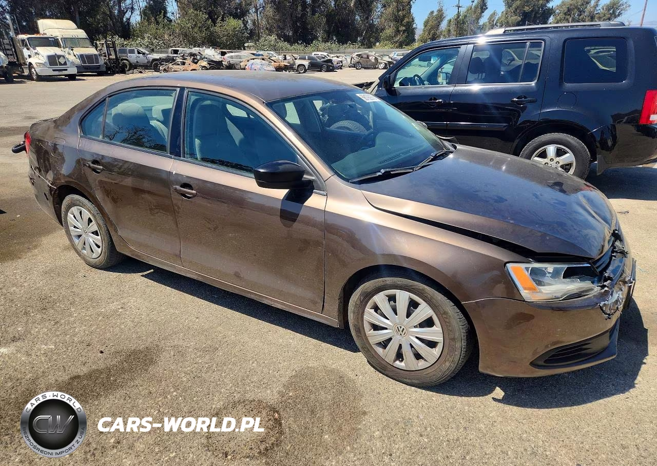 2011 Volkswagen Jetta Base VIN:3VW2K7AJ1BM058635 - 4