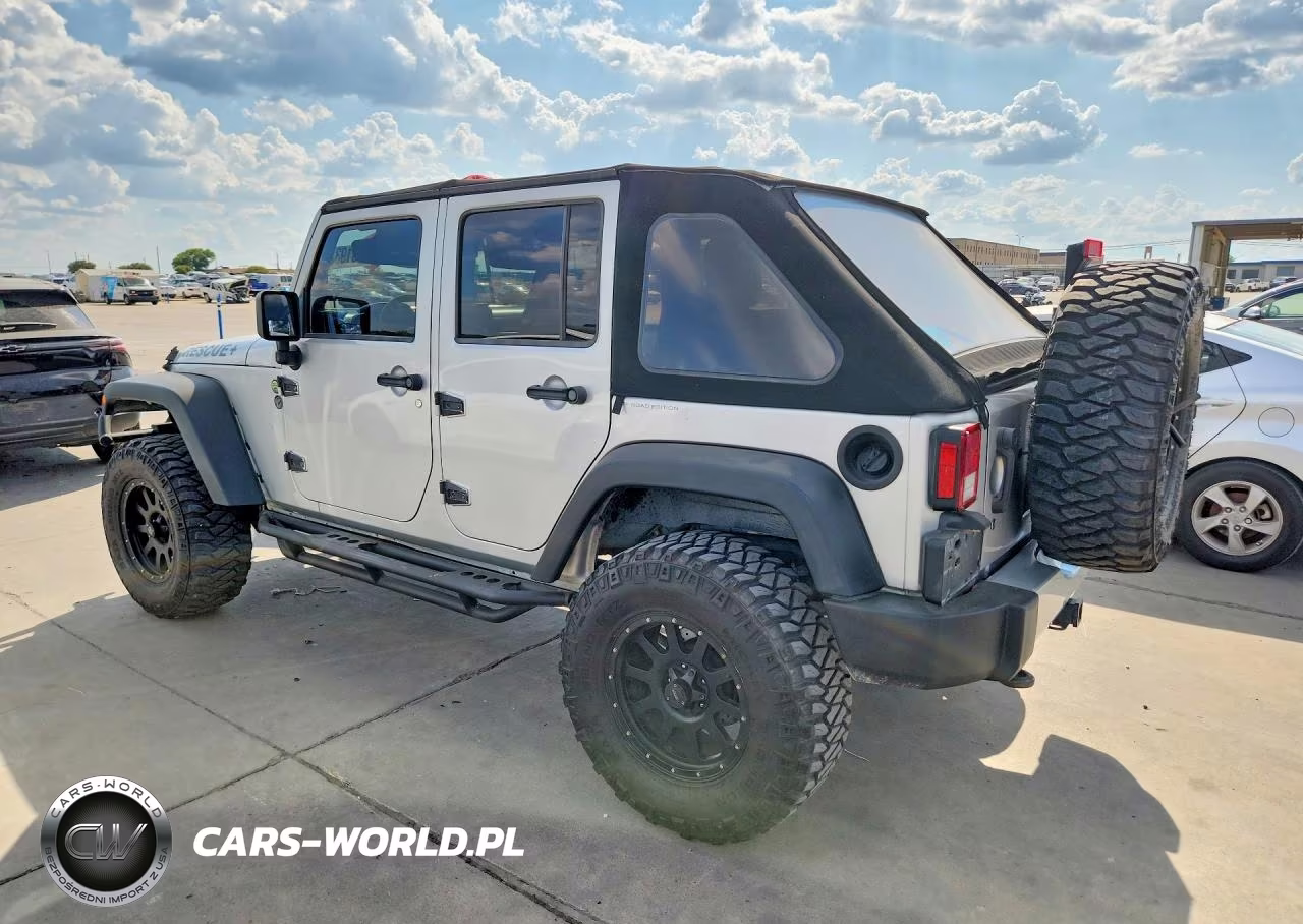 2010 Jeep Wrangler Unlimited Sport VIN:1J4BA3H19AL157573 - 2