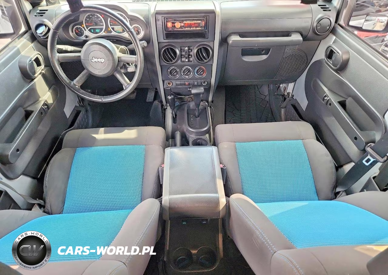 2010 Jeep Wrangler Unlimited Sport VIN:1J4BA3H19AL157573 - 8