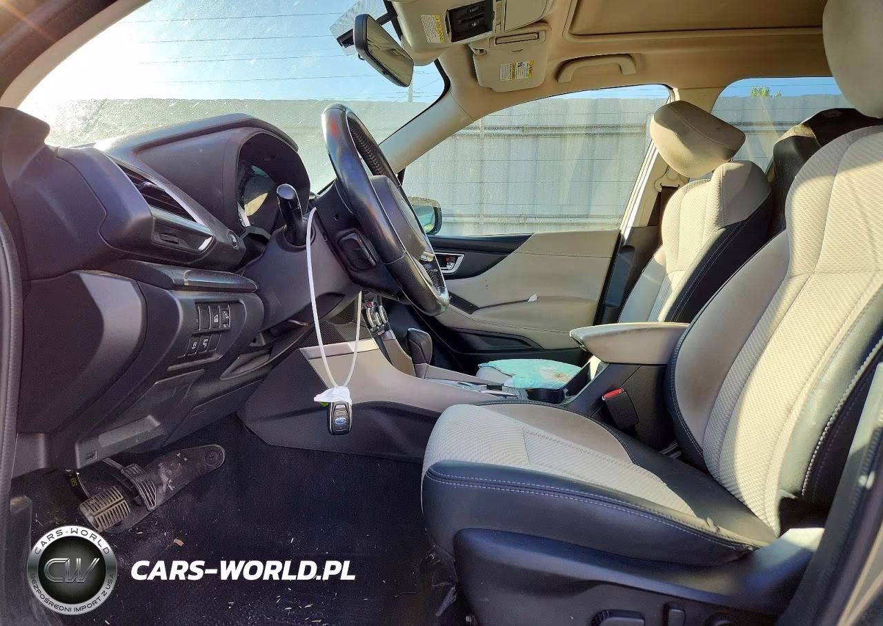 2019 Subaru Forester Premium VIN:JF2SKAGC0KH464582 - 7