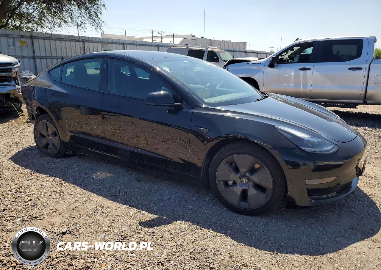 2022 Tesla Model 3 VIN:5YJ3E1EB6NF167423 - 4