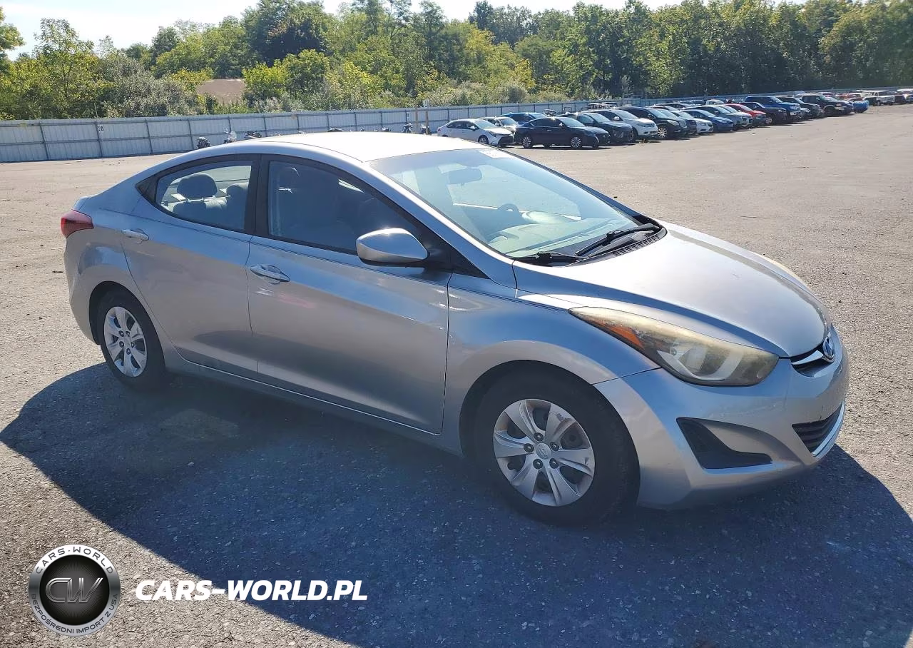 2016 Hyundai Elantra Se VIN:5NPDH4AE7GH722056 - 4