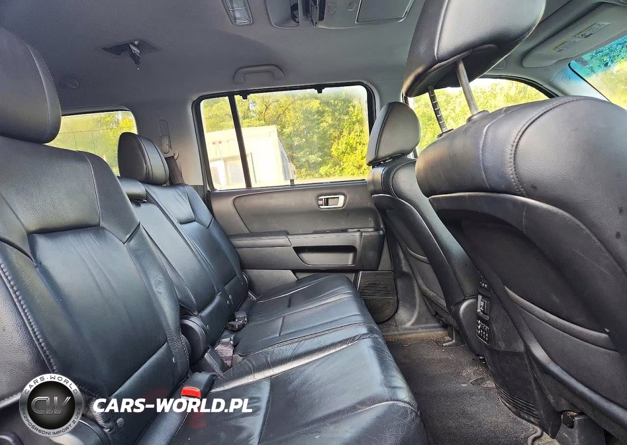 2015 Honda Pilot Touring VIN:5FNYF4H98FB060405 - 11