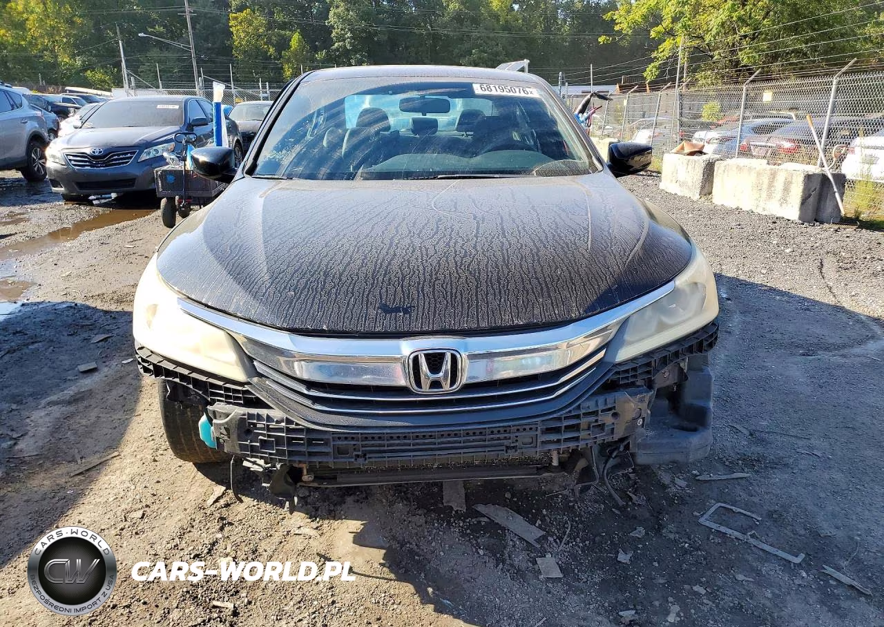 2016 Honda Accord Sport VIN:1HGCR2F51GA113205 - 5